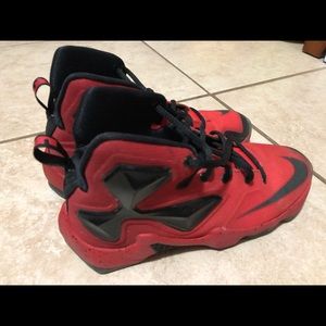 Nike Lebron 13
